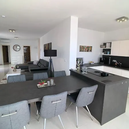 Apartmán Seaview Ii *